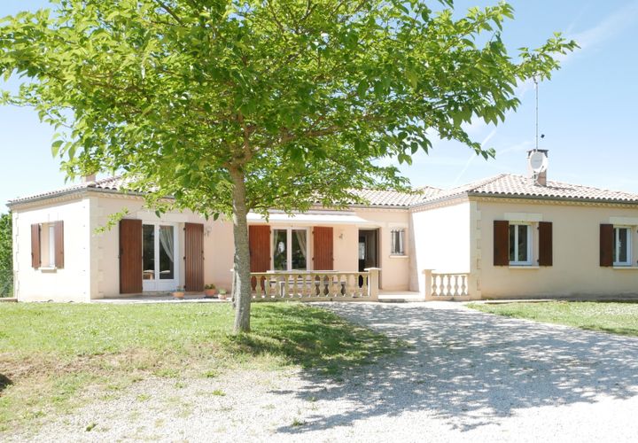 Villa a Beaupuy, Lot-et-Garonne, Beaupuy - € 315.000 | Ref: 3-24-02-08 - foto 1