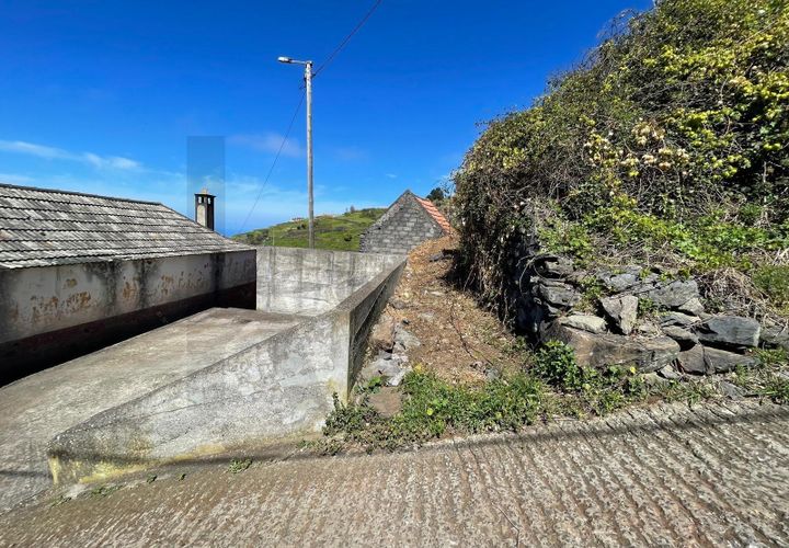 Byhus i Calheta, Madeira, Calheta - € 140.000 | Ref: KWPT-012160 - foto 1