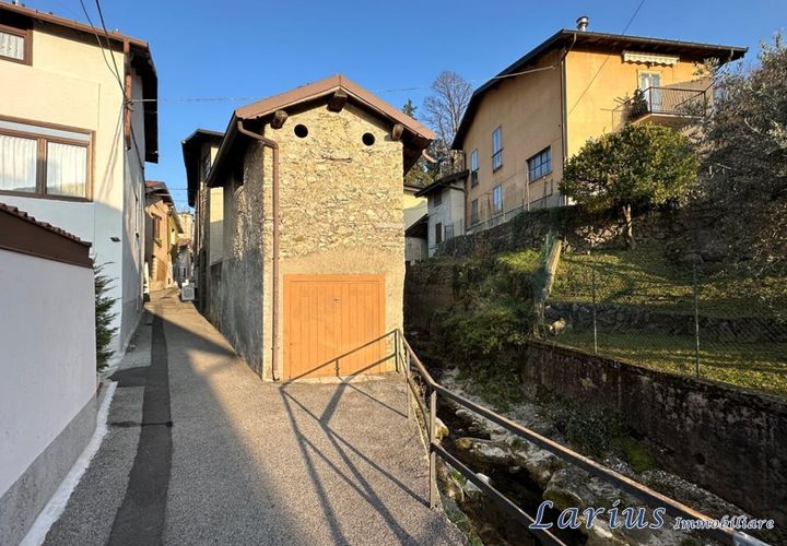 Landejendom i Valbrona, Como, Valbrona - € 39.000 | Ref: Val1017 - foto 1