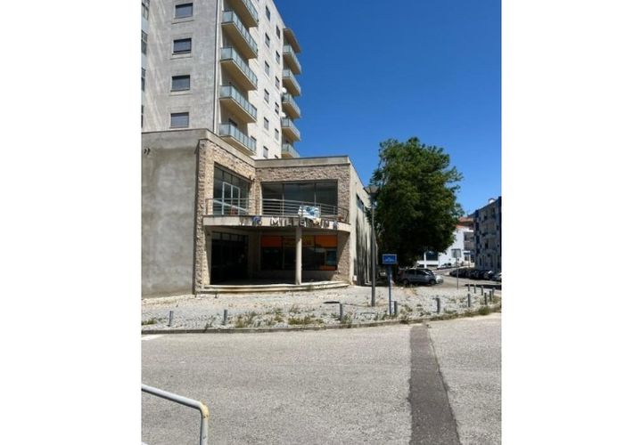Erhvervsejendom i Abrantes, Santarem, Abrantes - € 340.000 | Ref: PTG-C-145 - foto 1