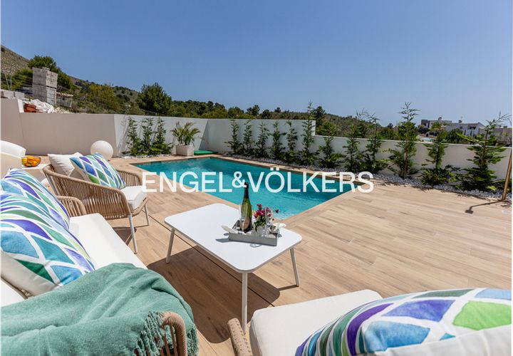 Villa a Finestrat, Alicante, Finestrat - € 540.000 | Ref: W-02RUBC - foto 1