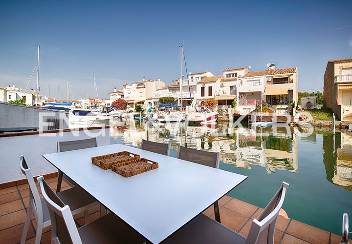 Byhus i Empuriabrava, Gerona, Empuriabrava - € 465.000 | Ref: W-02WPGY - foto 1