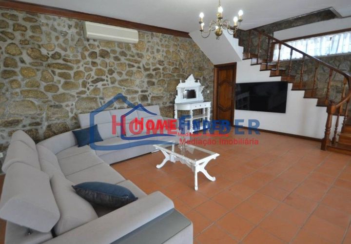 Villa a Braga, Braga, Braga - € 2.500/mes | Ref: 3401191 - foto 1