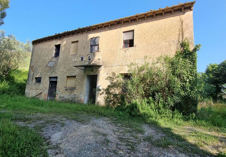Farm hus i Volterra, Pisa, Volterra - € 250.000 | Ref: C-172-463990 - foto 1