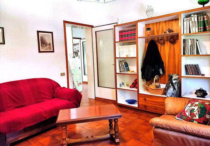 Villa a Volterra, Pisa, Volterra - € 75.000 | Ref: A-140-464076 - foto 1