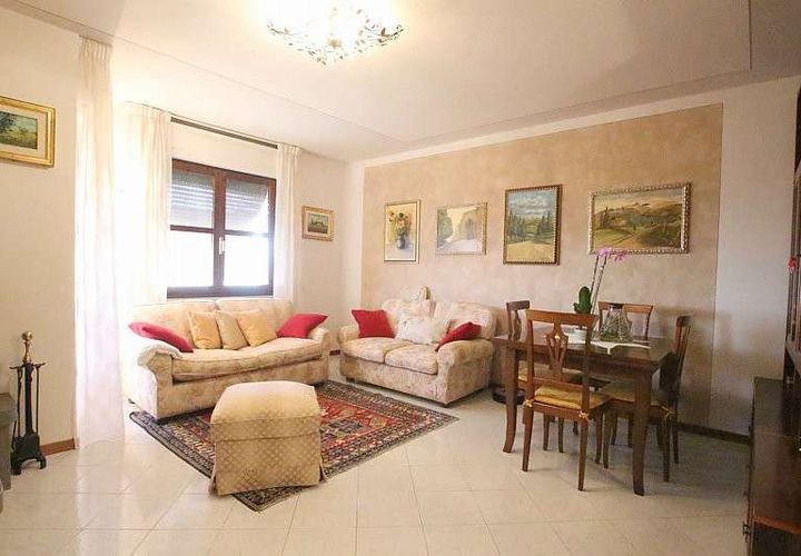 Villa i Volterra, Pisa, Volterra - € 190.000 | Ref: A-133-464155 - foto 1