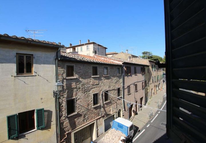 Villa a Volterra, Pisa, Volterra - € 45.000 | Ref: A-209-464972 - foto 1