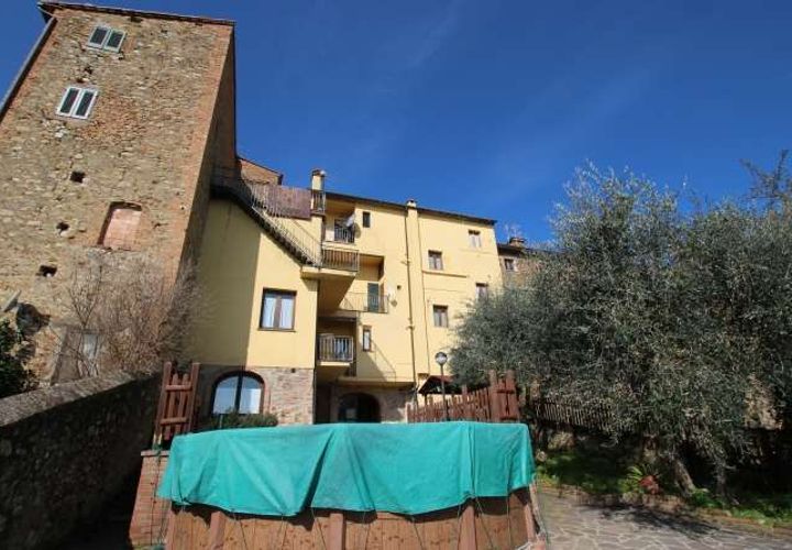 Villa i Lajatico, Pisa, Lajatico - € 500.000 | Ref: L-49-465101 - foto 1