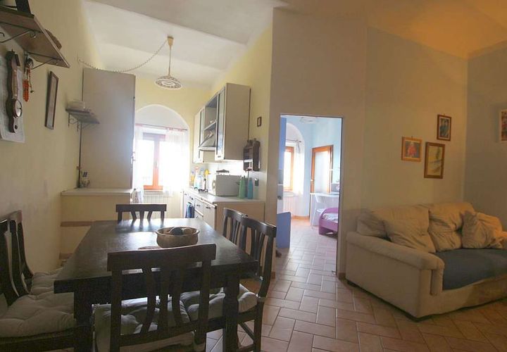 Villa i Volterra, Pisa, Volterra - € 105.000 | Ref: A-49-465132 - foto 1