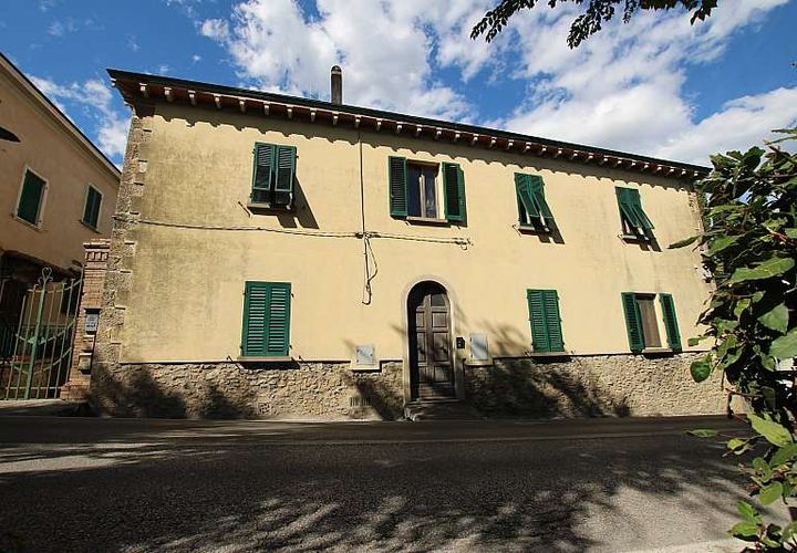 Villa i Volterra, Pisa, Volterra - € 120.000 | Ref: A-87-465290 - foto 1