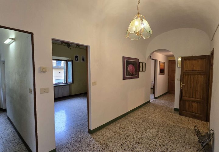 Villa i Volterra, Pisa, Volterra - € 85.000 | Ref: A-181-465312 - foto 1