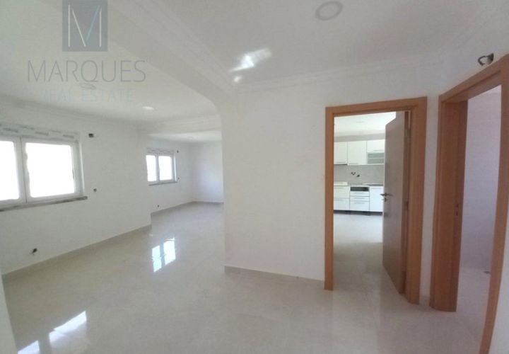 Villa a Amora, Setubal, Amora - € 445.000 | Ref: CAS_489 - foto 1