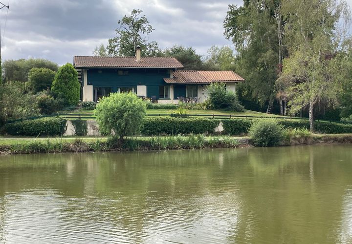 Villa a Chabrac, Charente, Chabrac - € 344.500 | Ref: 34543 - foto 1