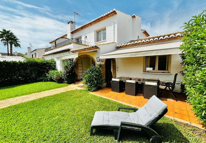 Casa de pueblo en Javea, Alicante, Javea - € 1.500/mes | Ref: 700756-1 - photo 1