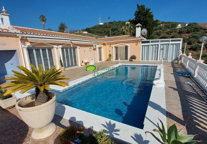 Landejendom i Torrox, Malaga, Torrox - € 497.000 | Ref: 7882 - foto 1