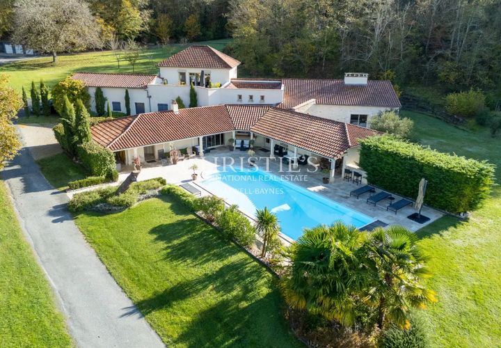 Landejendom i Perigueux, Dordogne, Perigueux - € 3.150.000 | Ref: KP1079 - foto 1