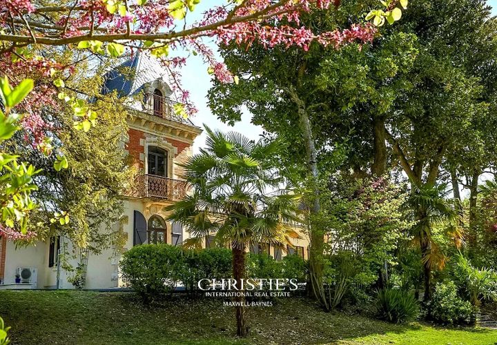 Landejendom i Mezin, Lot-et-Garonne, Mezin - € 750.000 | Ref: JV1110 - foto 1