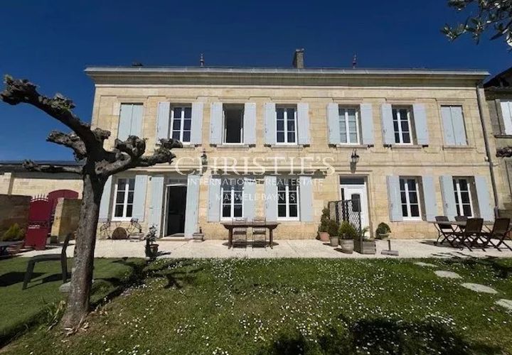 Villa a Bourg, Gironde, Bourg - € 890.000 | Ref: XR1062 - foto 1