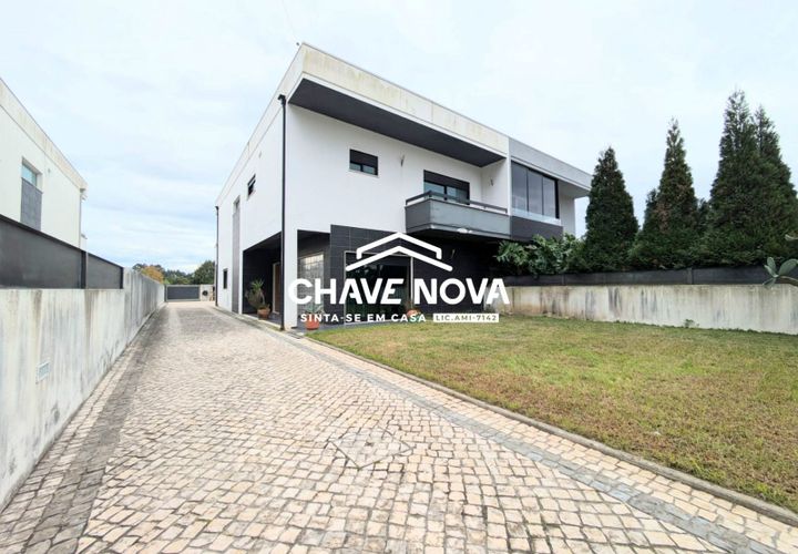 Byhus i Oliveira do Bairro, Aveiro, Oliveira do Bairro - € 360.000 | Ref: SMF/02819 - foto 1