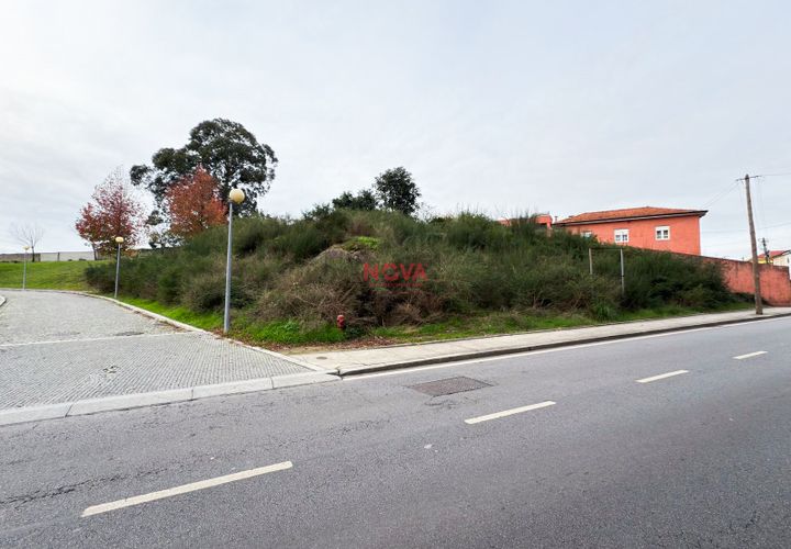 Helårsgrund i Maia, Porto, Maia - € 175.000 | Ref: NOVA-ER-2112 - foto 1