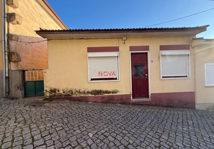 Villa a Valongo, Porto, Valongo - € 110.000 | Ref: NOVA-ER-2151 - foto 1