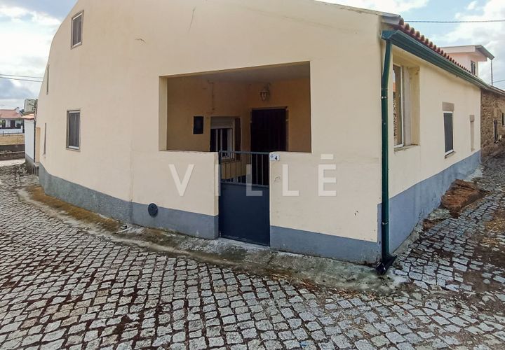 Villa a Almeida, Guarda, Almeida - € 98.000 | Ref: AV2287 - foto 1