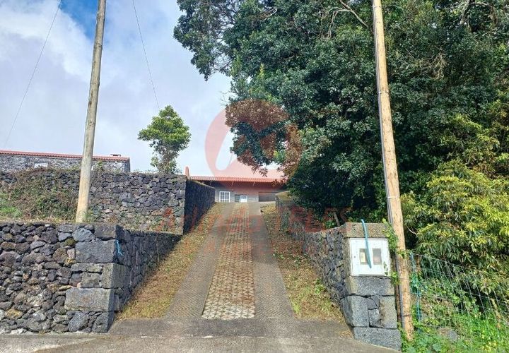 Byhus i Calheta, Sao Jorge, Calheta - € 140.000 | Ref: M988 - foto 1