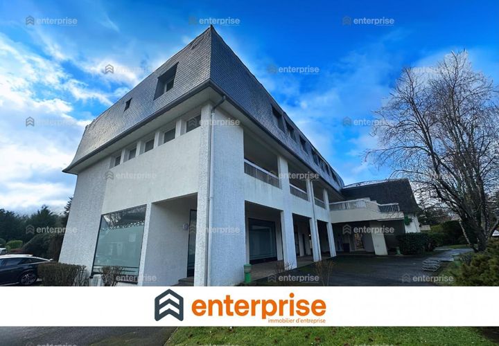 Erhvervsejendom i Chantilly, Oise, Chantilly - € 400.000 | Ref: 23496 - foto 1