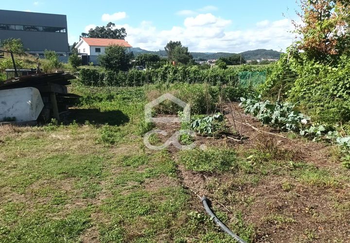 Helårsgrund i Guimaraes, Braga, Guimaraes - € 50.000 | Ref: 336/T/01754 - foto 1