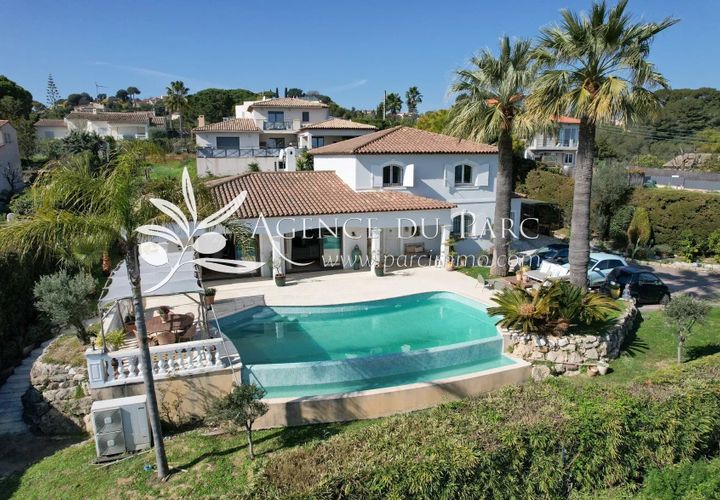 Villa i Antibes, Alpes-Maritimes, Antibes - € 1.995.000 | Ref: 85692154 - foto 1
