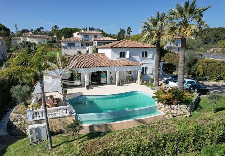 Villa i Antibes, Alpes-Maritimes, Antibes - € 1 995 000 | Ref: 85692154 - foto 1