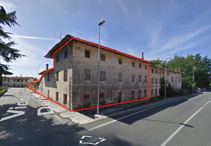 Villa i Visco, Udine, Visco - € 45.000 | Ref: D-665 - foto 1