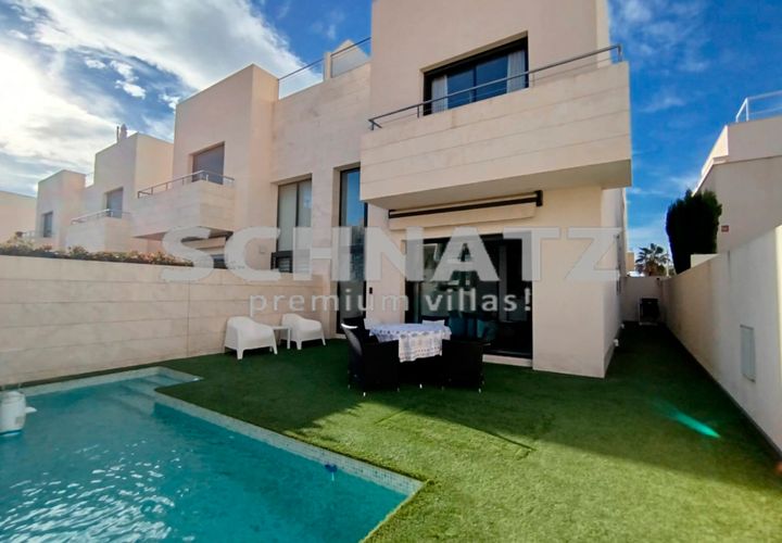 Rækkehus i Orihuela, Alicante, Orihuela - € 449.000 | Ref: OR5201 - foto 1