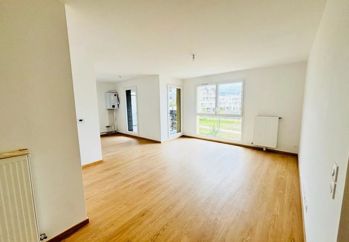 Leilighet i Stains, Seine-Saint-Denis, Stains - € 215 000 | Ref: 84058903 - foto 1