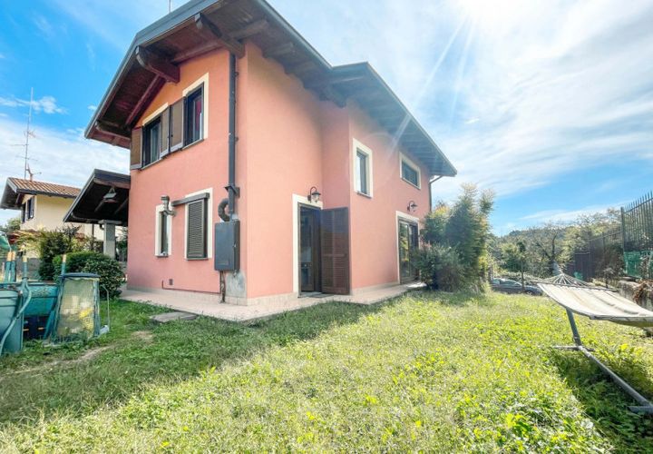 Villa i Comignago, Novara, Comignago - € 398.000 | Ref: 4-COMVIG - foto 1