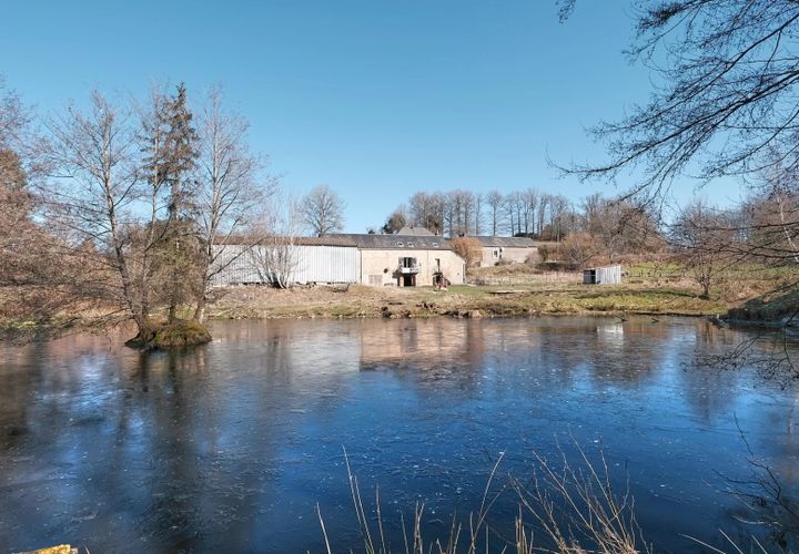 Villa a Arleuf, Nievre, Arleuf - € 125.000 | Ref: KB-23115 - foto 1