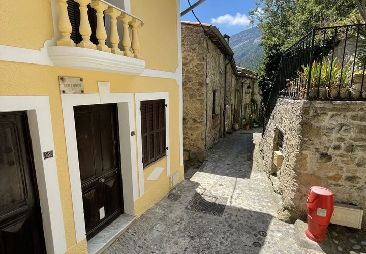 Landejendom i Coaraze, Alpes-Maritimes, Coaraze - € 149.500 | Ref: 557 - foto 1