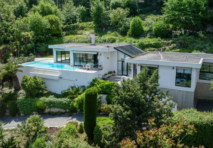 Villa i Le Rouret, Alpes-Maritimes, Le Rouret - € 1.490.000 | Ref: 12030346652 - foto 1