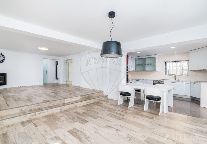 Villa i Odivelas, Lisbon, Odivelas - € 598.000 | Ref: 122291144-83 - foto 1