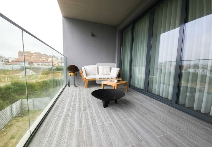 Lejlighed i Oliveira do Douro, Porto, Oliveira do Douro - € 215.000 | Ref: RN0233RE - foto 1
