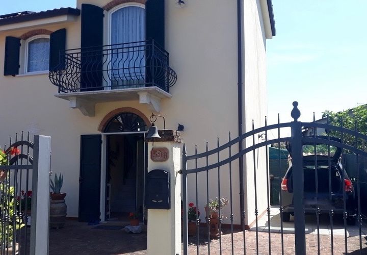Villa a Ameglia, La Spezia, Ameglia - € 250.000 | Ref: 1270 - foto 1