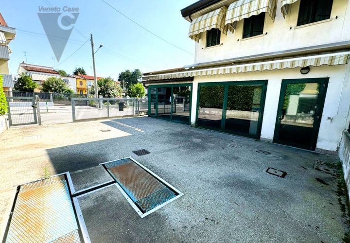 Erhvervsejendom i Padua, Padua, Padua - € 270.000 | Ref: CCAM713 - foto 1