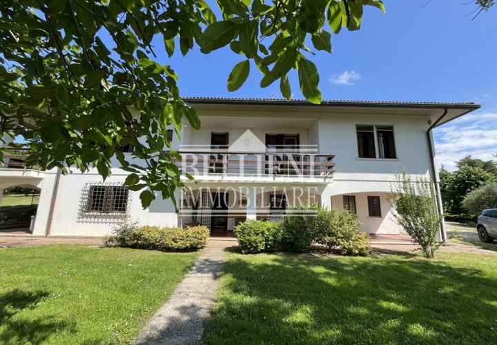Villa a Creazzo, Vicenza, Creazzo - € 780.000 | Ref: V120 - foto 1