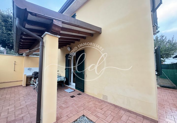 Villa a Pietrasanta, Lucca, Pietrasanta - € 1.000/mes | Ref: 2334 - foto 1