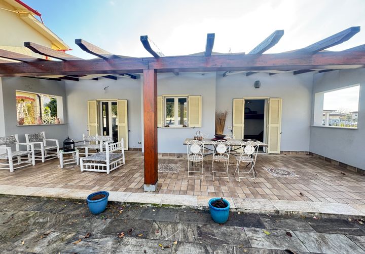 Villa i Massa, Massa and Carrara, Massa - € 349.000 | Ref: 2301 - foto 1