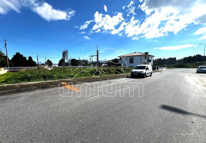 Helårsgrund i Darque, Viana do Castelo, Darque - € 82.000 | Ref: R5211 - foto 1