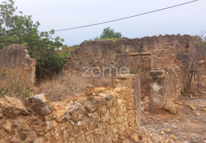 Villa em Estoi, Faro, Estoi - € 197.000 | Ref: ZMPT562407 - foto 1