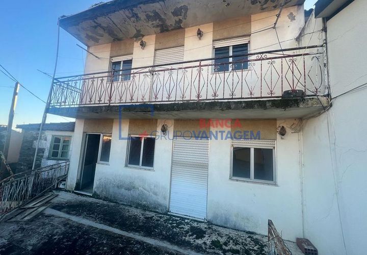 Byhus i Vila Real, Vila Real, Vila Real - € 40.000 | Ref: M-28497 - foto 1