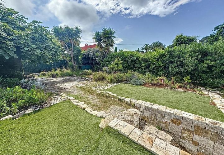 Villa i Antibes, Alpes-Maritimes, Antibes - € 699.000 | Ref: 85027328 - foto 1