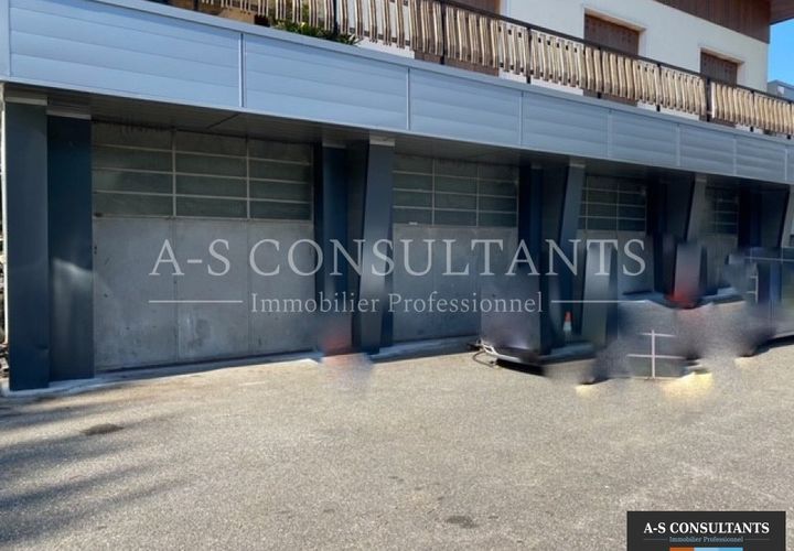L'establiment comercial a Challes-les-Eaux, Savoie, Challes-les-Eaux - € 30.000/mes | Ref: 73_0007 - foto 1